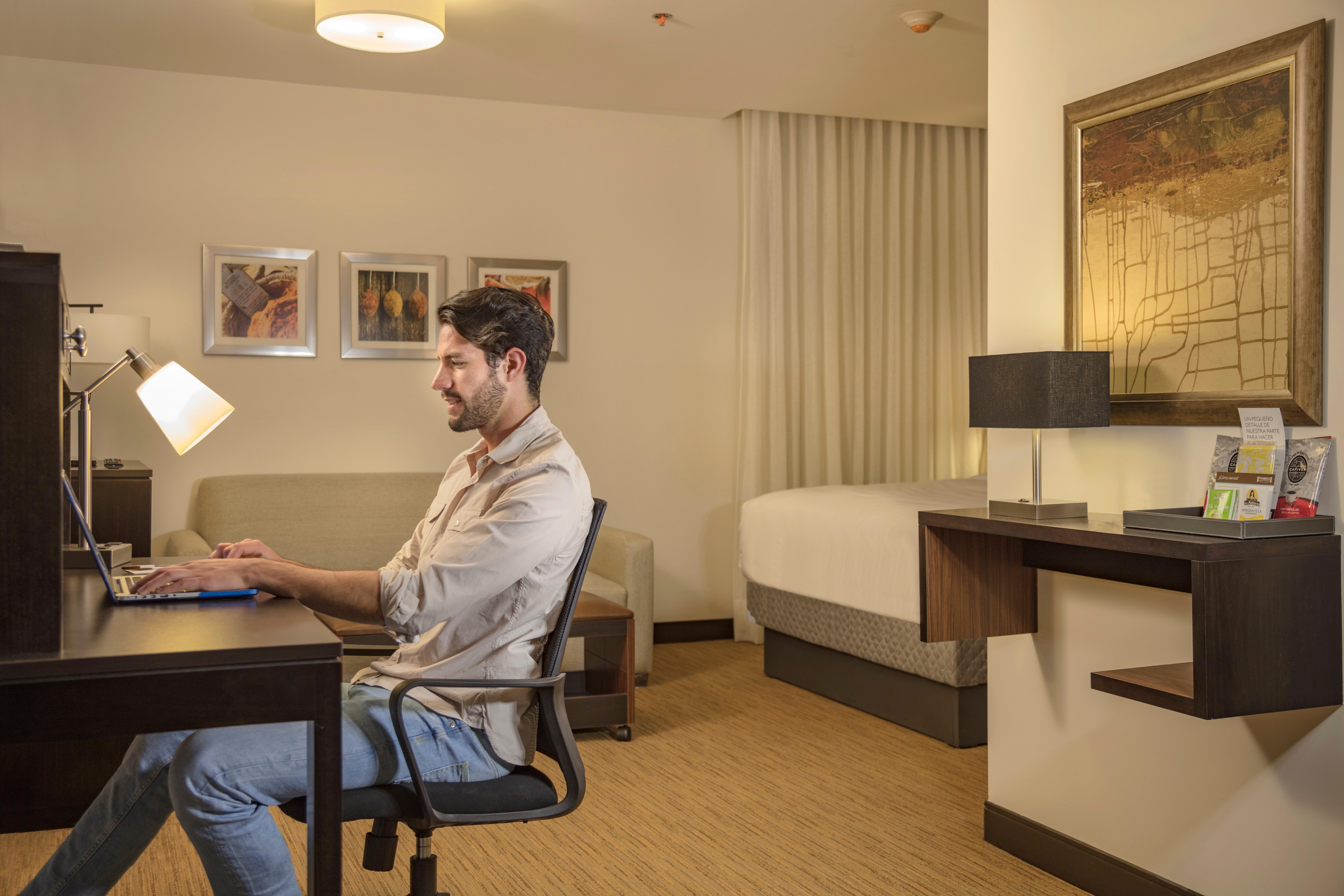 Staybridge Suites - Saltillo By Ihg Dış mekan fotoğraf
