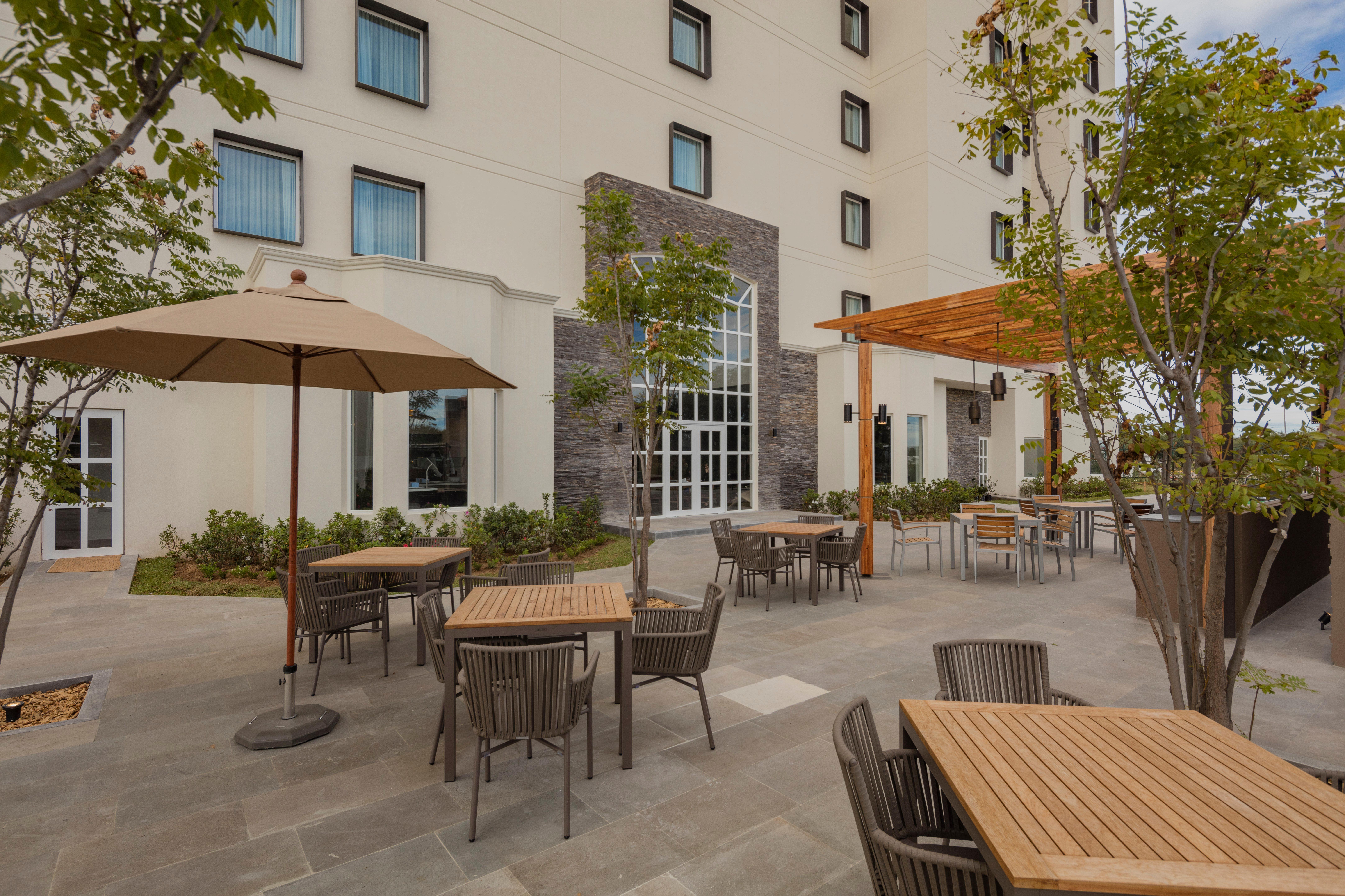 Staybridge Suites - Saltillo By Ihg Dış mekan fotoğraf
